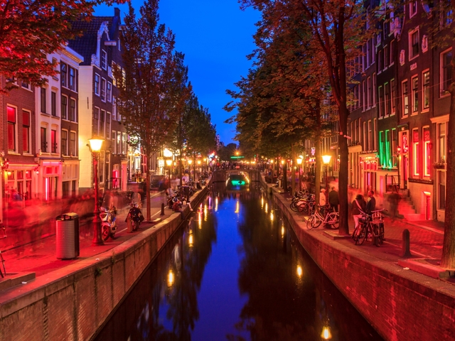 Shutterstock 1323764084