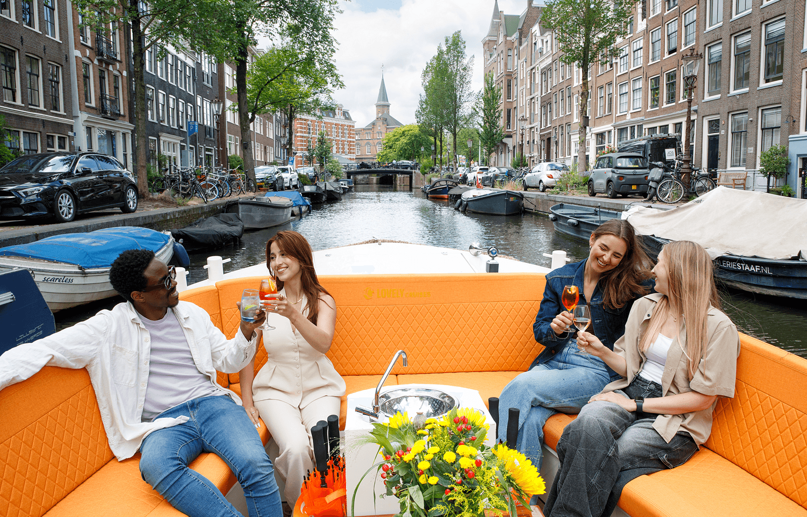 Lovely Cruises People having a good time in the open boat 1600x1025
