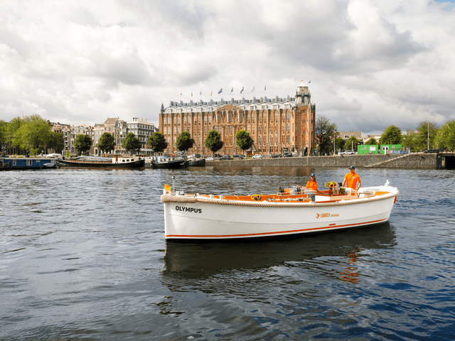 Lovely Cruises private boat rental with guide and skipper1