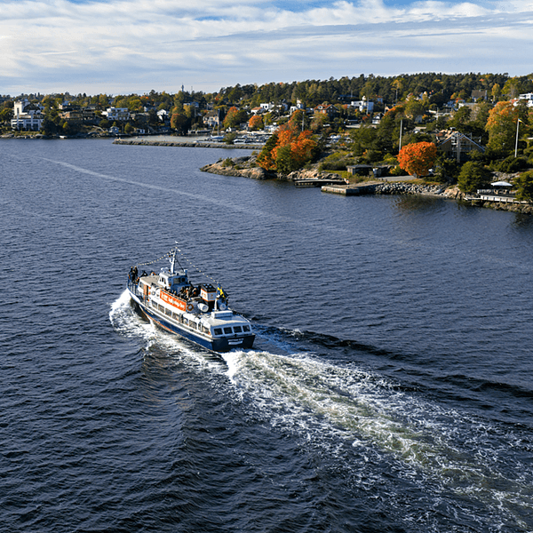 Lovely Cruises Stockholm boat sailing square 640x640 1